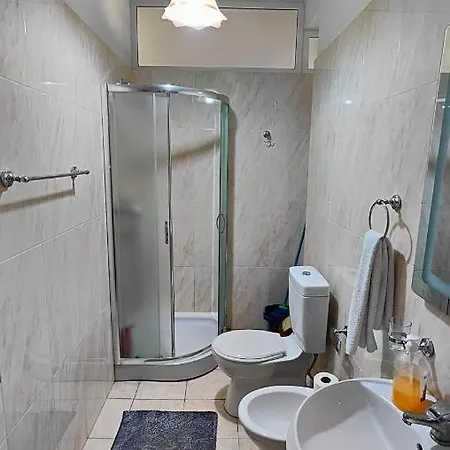 Familiare Di Toni * Shkoder