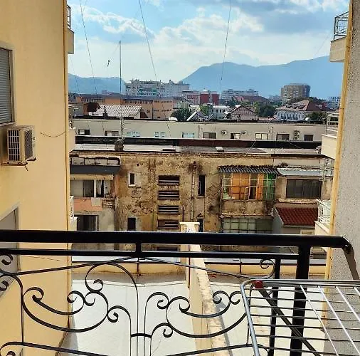 Apartment Familiare Di Toni Shkoder